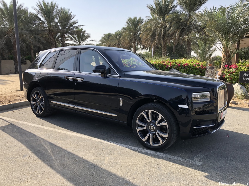 Video review: 2019 Rolls-Royce Cullinan in the UAE
