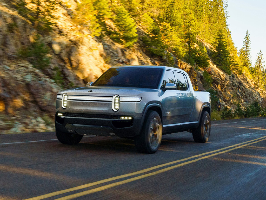 Rivian R1T electric truck and R1S SUV promise supercar performance