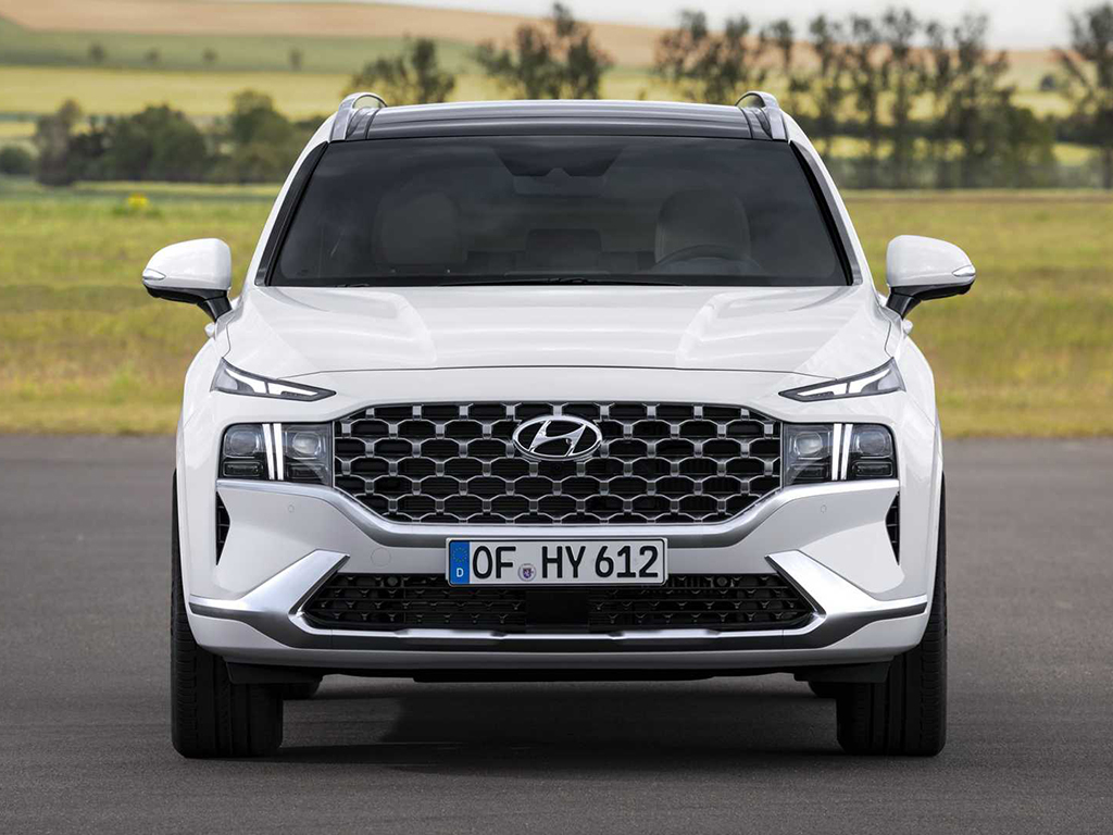 2021 Hyundai Santa Fe arrives with more than just a ...