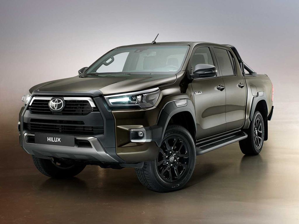2021 Toyota Hilux revealed in Thailand