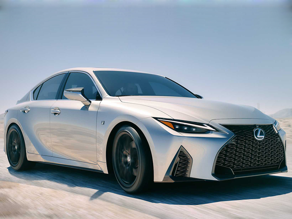 2021 Lexus IS arrives for another fight in the compact luxury segment