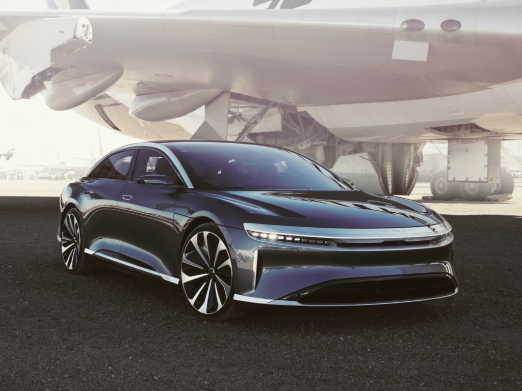 Lucid Air electric sedan claims highest electric-only range