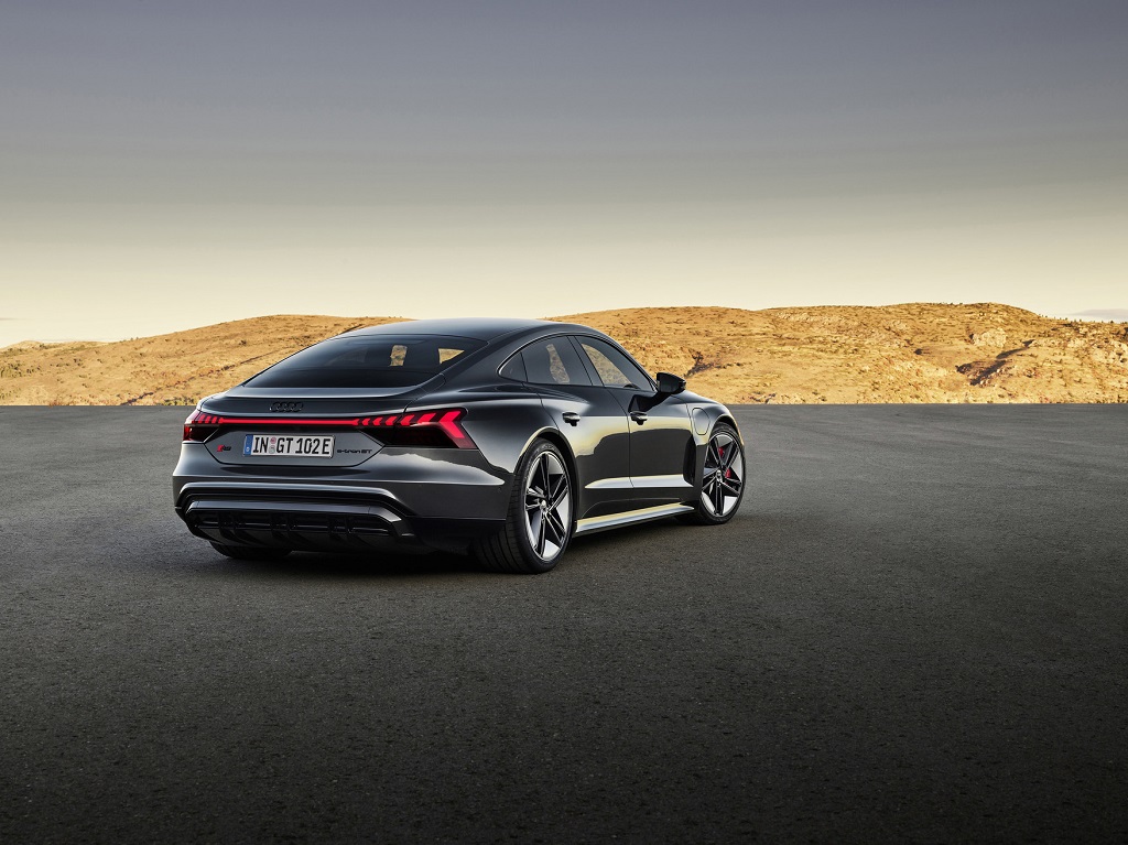تعرف على سيارة Audi e-tron GT إي-ترون جي تي الكهربائية الجديدة