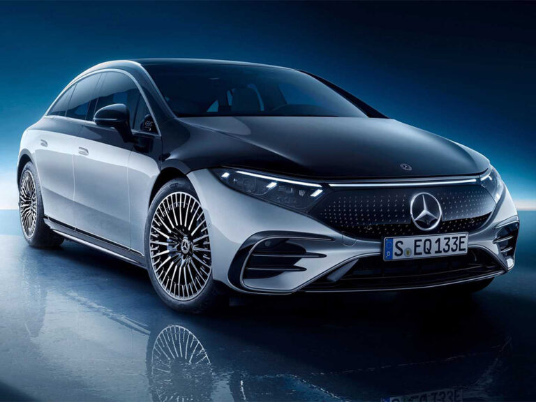 MercedesBenz EQS enters luxury EV sedan battlefield Drive Arabia MercedesBenz EQS enters luxury EV sedan battlefield Drive Arabia