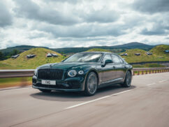 Image for 2022 Bentley Flying Spur Hybrid adds electricity to the range