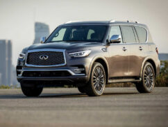 Image for 2022 Infiniti QX80 facelift debuts with improved interiors