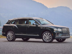 First drive: 2023 Bentley Bentayga EWB in Canada