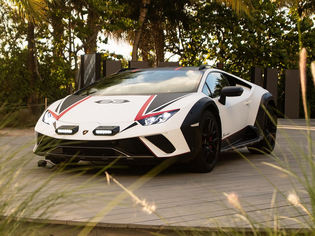 A closer look at the Huracan Sterrato Drive Arabia