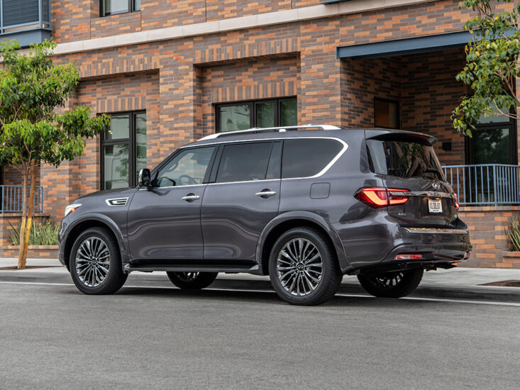 Infiniti QX80