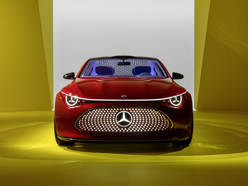 Image for سيارة Concept CLA Class من مرسيدس-بنز – مستقبل الرغبة في قيادة السيارات الكهربائية