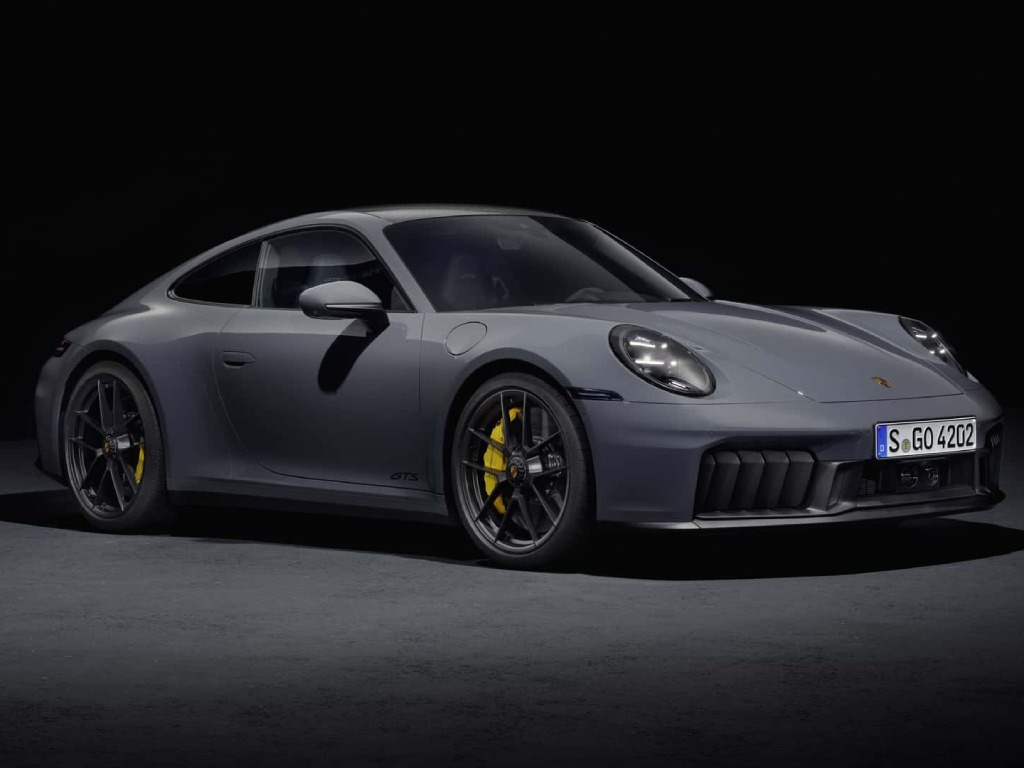 First Look 2025 Porsche 911 facelift revealed with hybrid power