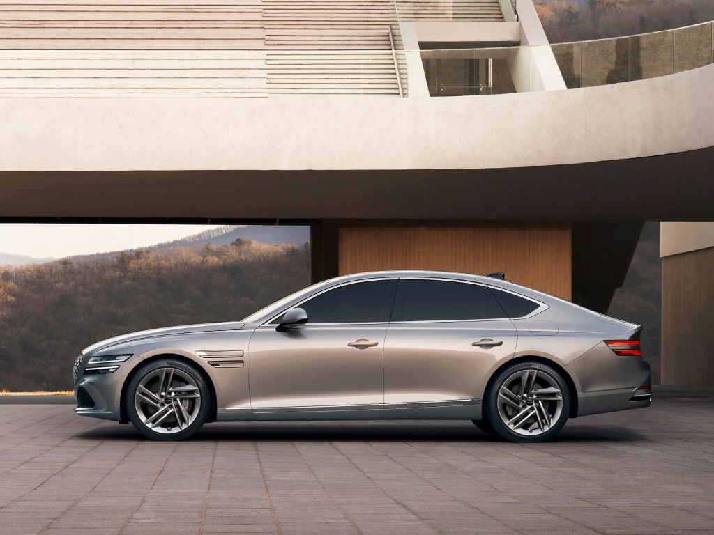First Look 2025 Genesis G80 facelift launched in the Middle East DriveArabia
