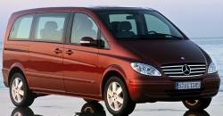 Mercedes-Benz Viano 2010 front view