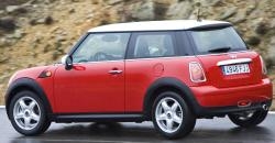 MINI Cooper 2007 rear view