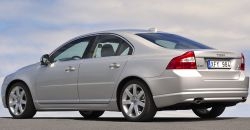 Volvo S80 2009 rear view