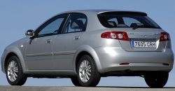 Chevrolet Optra 2005 rear view