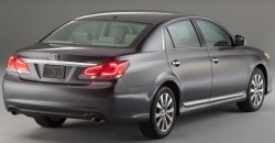Toyota Avalon 2012 rear view