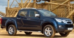 Isuzu D-Max 2013 front view