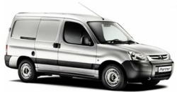 Peugeot Partner 2011 front view