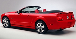 Ford Mustang Convertible 2006 rear view