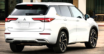 Mitsubishi Outlander 2023 Price in UAE, Specs and Reviews for Dubai, Abu  Dhabi and Sharjah