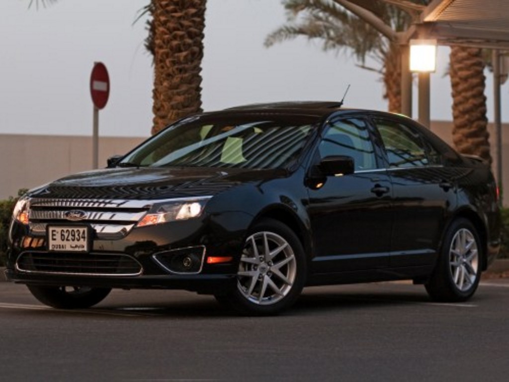 Curb weight of 2010 ford fusion #4