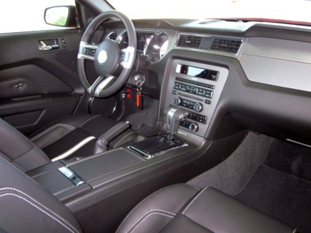 Ford mustang gt 2011 acceleration #8