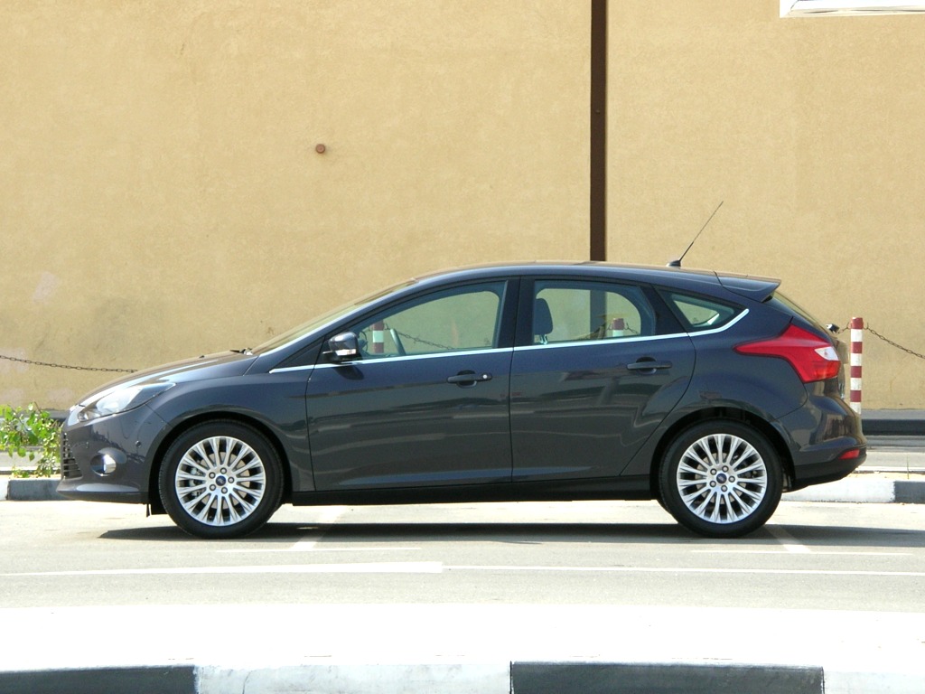 2012 Ford focus hatchback prices #6