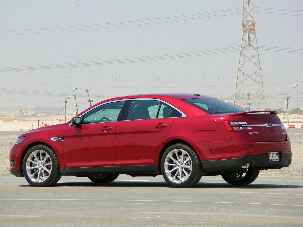 2013 Ford taurus sho curb weight #3