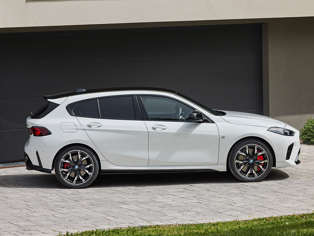 First Drive: All-new 2025 BMW 1-Series | DriveArabia